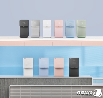 코웨이 '아이콘 정수기2'(위)와 아이콘 얼음정수기(코웨이 제공)